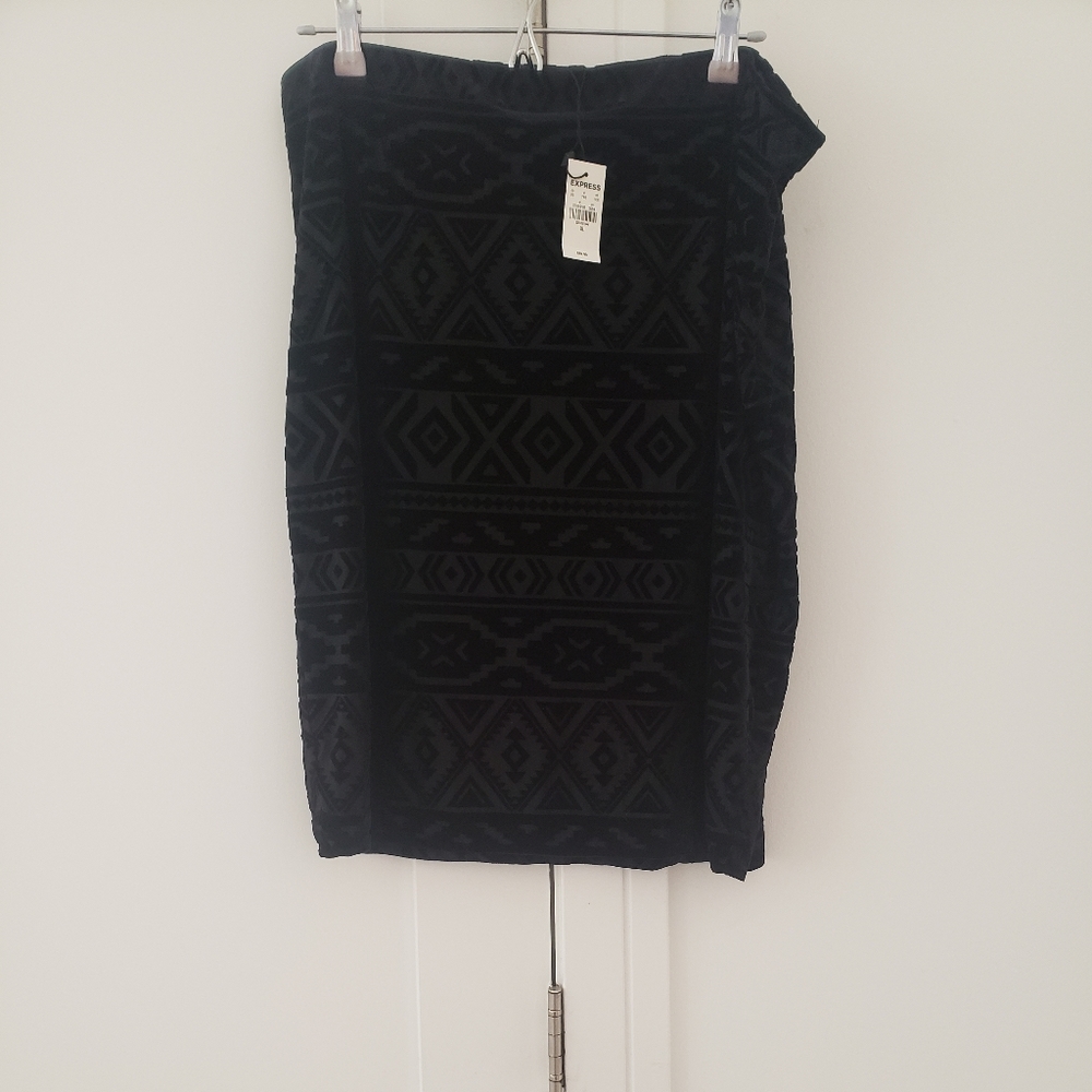 NEW Black Print Skirt